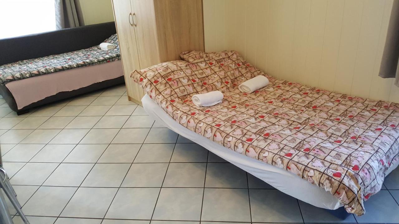 Dziwnów Dom Joanna Bed & Breakfast エクステリア 写真