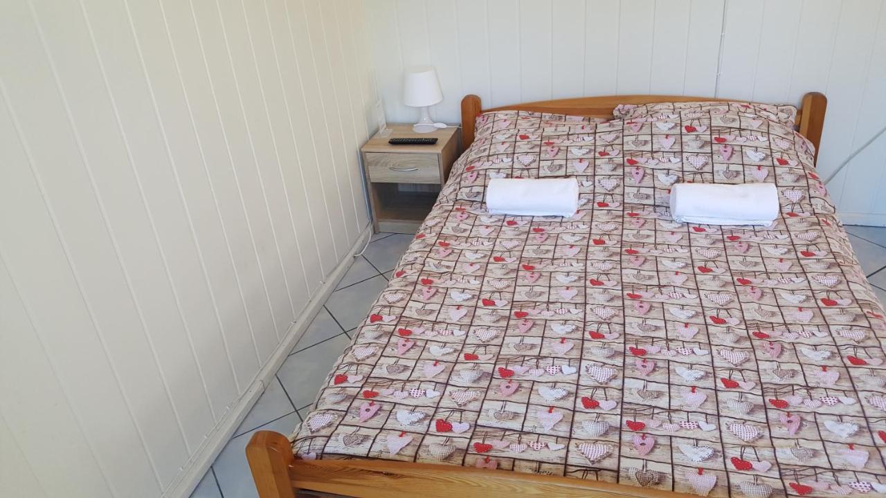 Dziwnów Dom Joanna Bed & Breakfast エクステリア 写真